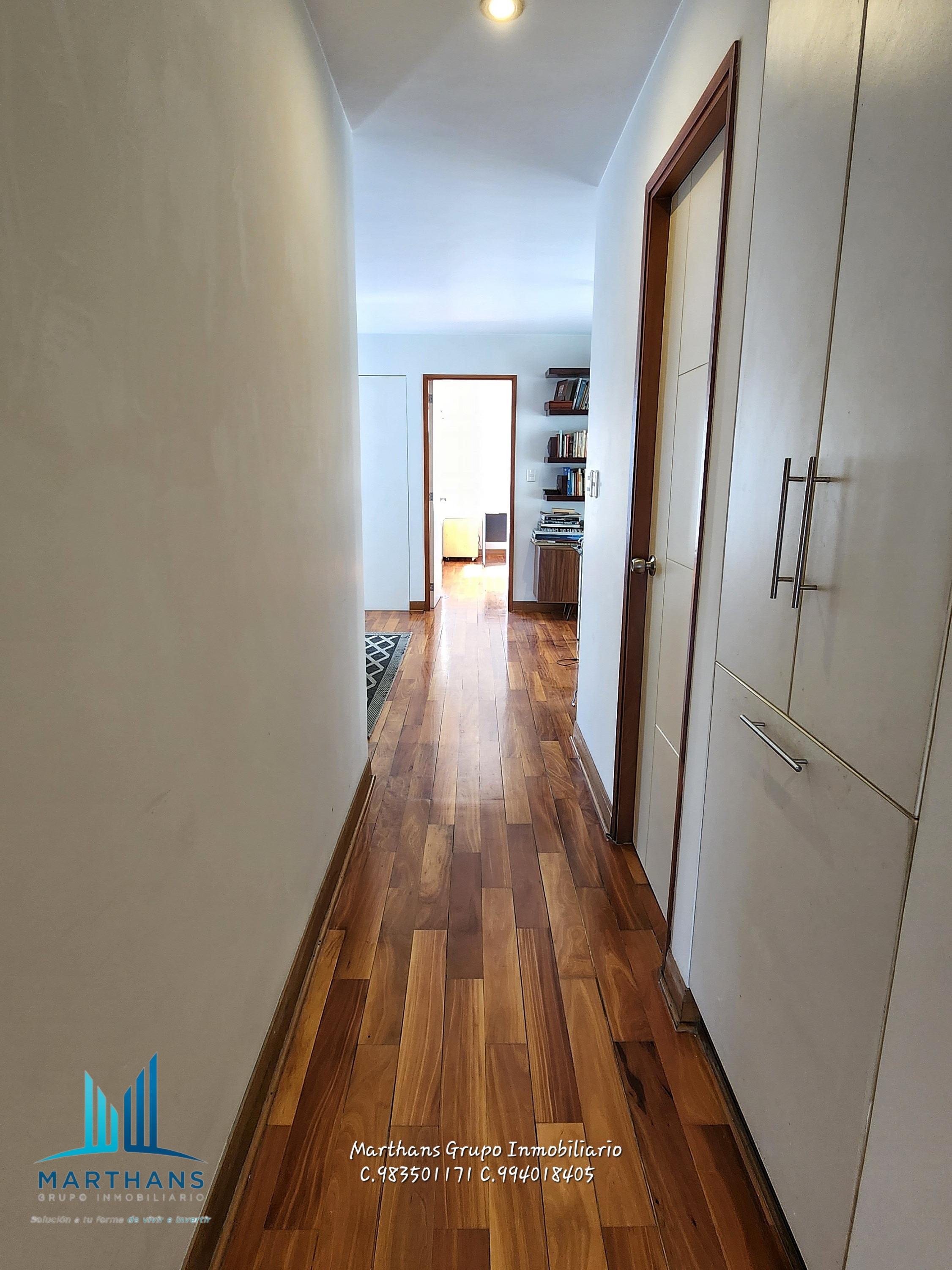 Amplio Departamento ubicado en Miraflores Amplio Departamento ubicado en Miraflores