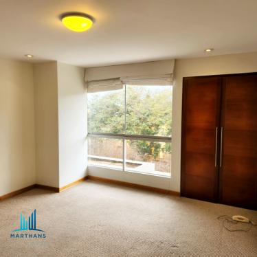 Departamento de 3 dormitorios y 4 baños ubicado en San Isidro