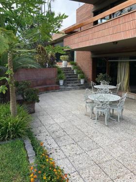 Casa en Venta de 5 dormitorios ubicado en Santiago De Surco