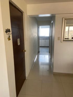 Bajo precio Departamento en Venta en Cercado De Lima