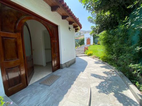 Casa en Venta ubicado en Santiago De Surco a $990,000