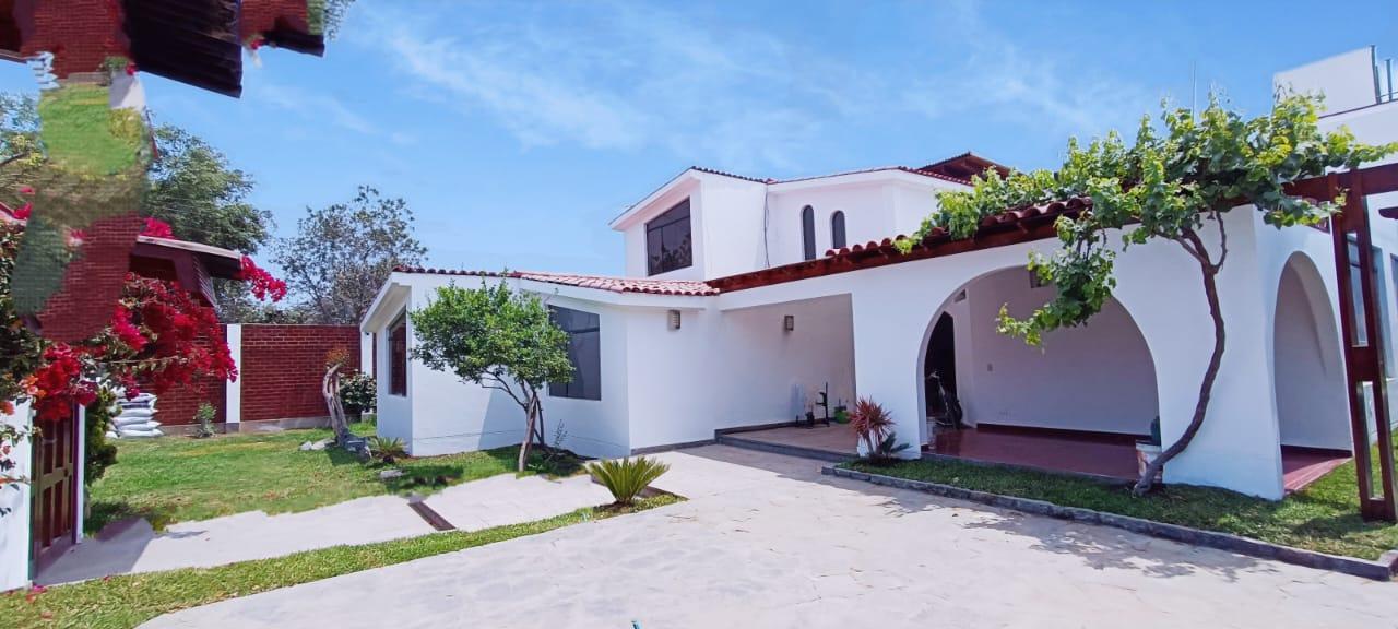 Casa en Venta ubicado en La Molina a $750,000