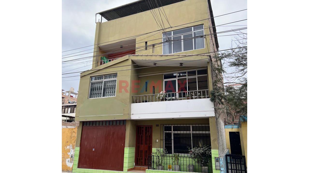 Casa en Venta ubicado en San Juan De Miraflores a $265,000