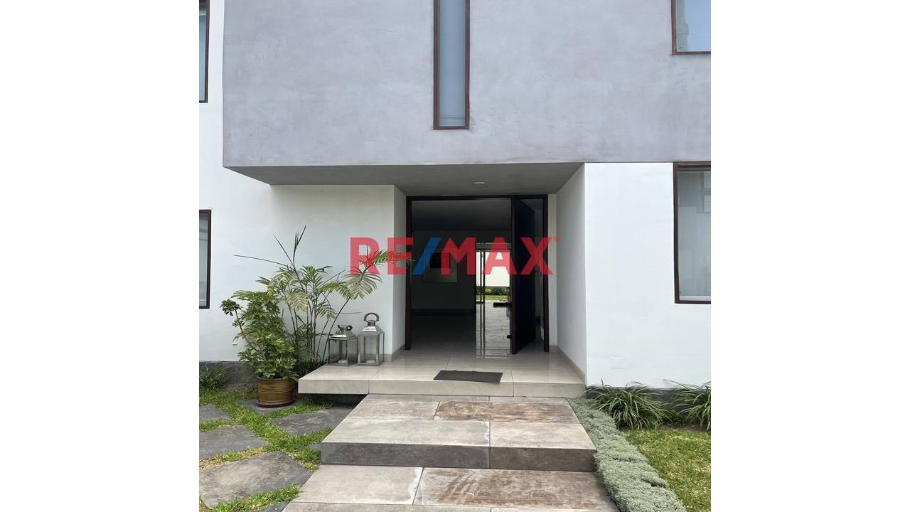 Casa en Venta ubicado en Santiago De Surco a $690,000
