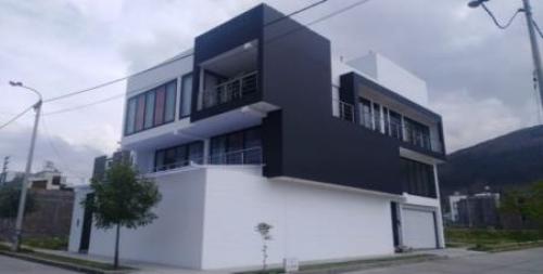 Casa en Venta ubicado en Huancayo a $350,000