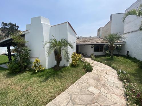 Casa en Venta ubicado en La Molina a $800,000