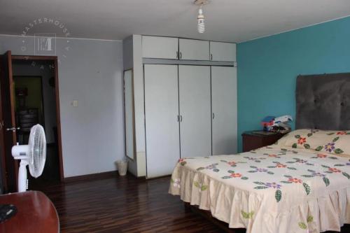 Casa en Venta de 4 dormitorios ubicado en Cercado De Lima