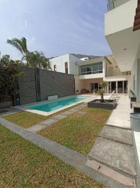Casa en Venta ubicado en Santiago De Surco a $1,000,000