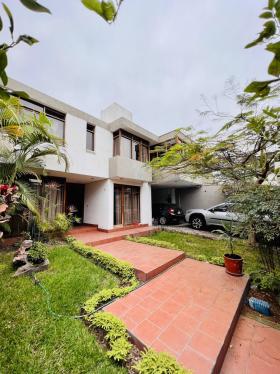 Casa en Venta ubicado en Santiago De Surco a $741,950