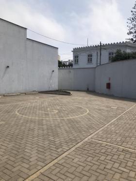 Bajo precio Local Industrial en Alquiler en San Isidro