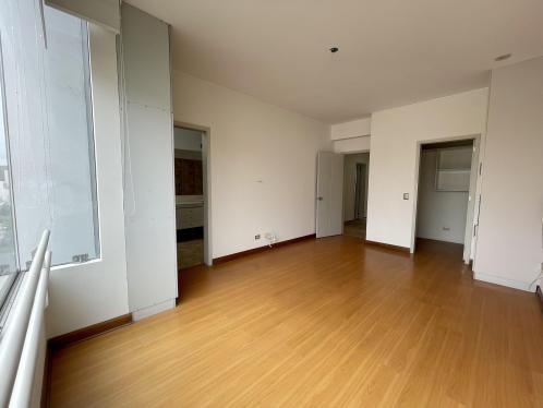 Departamento de 3 dormitorios y 2 baños ubicado en San Isidro