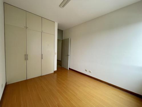 Departamento de 3 dormitorios ubicado en San Isidro