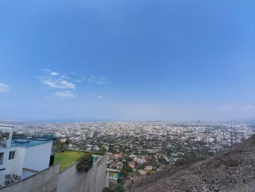 Amplio Terreno ubicado en Santiago De Surco