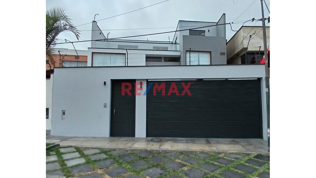 Casa en Venta ubicado en Santiago De Surco a $660,000