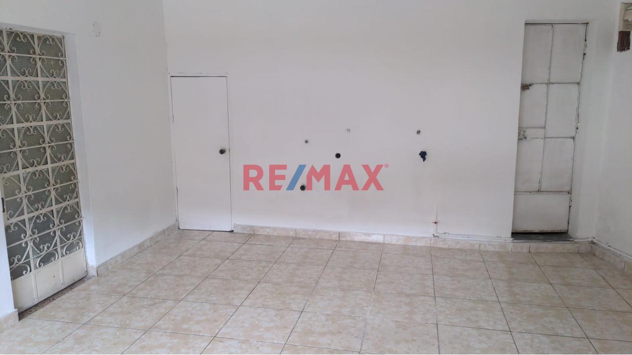 Local comercial en Alquiler ubicado en San Martin De Porres a $212