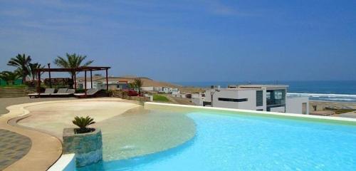 Casa de Playa en Venta ubicado en Cerro Azul a $280,000