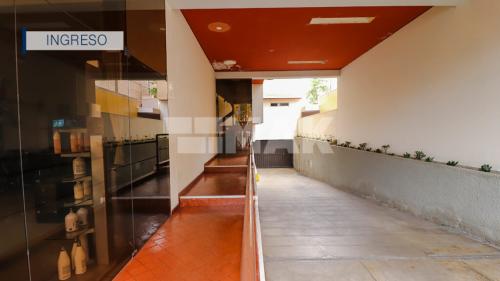 Departamento de 3 dormitorios y 2 baños ubicado en Miraflores