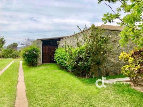 Casa de Campo de 3 dormitorios y 4 baños ubicado en Mala