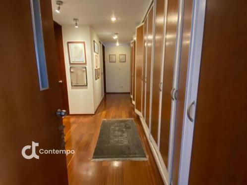 Departamento en Venta de 4 dormitorios ubicado en San Isidro