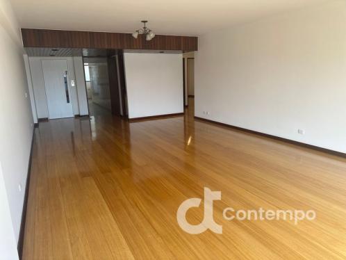 Departamento de 3 dormitorios ubicado en San Isidro