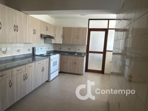 Departamento ubicado en San Isidro al mejor precio