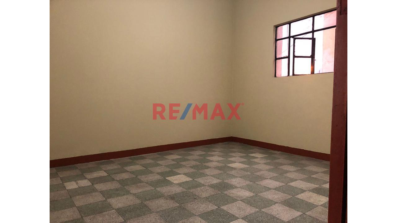 Departamento en Alquiler ubicado en Breña a $265