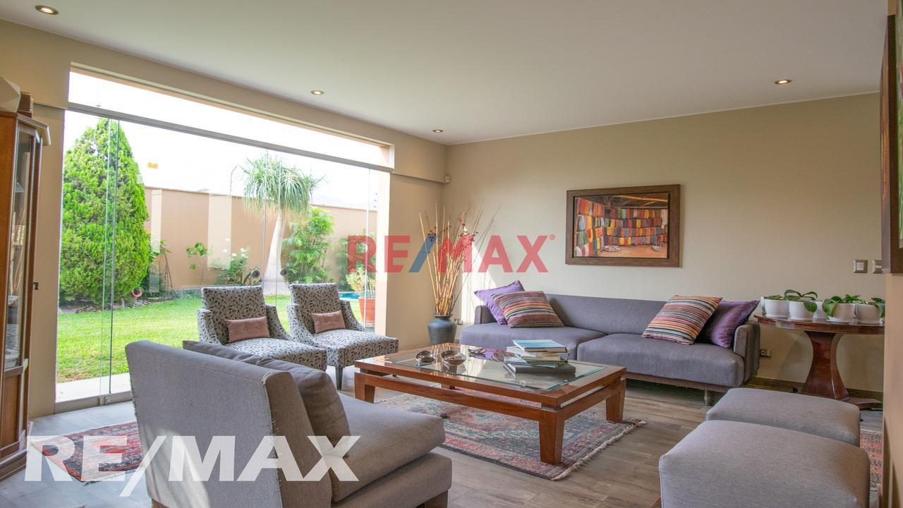Casa en Venta ubicado en La Molina a $780,000