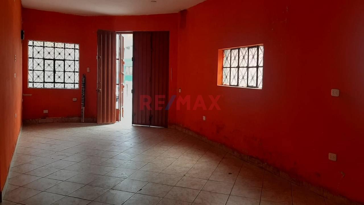 Amplio Local comercial ubicado en Comas Amplio Local comercial ubicado en Comas