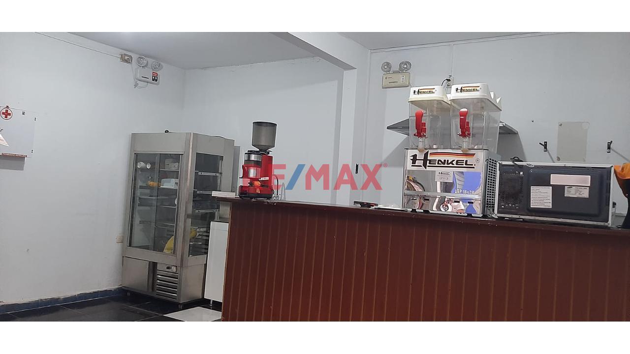 Amplio Local comercial ubicado en Cercado De Lima Amplio Local comercial ubicado en Cercado De Lima
