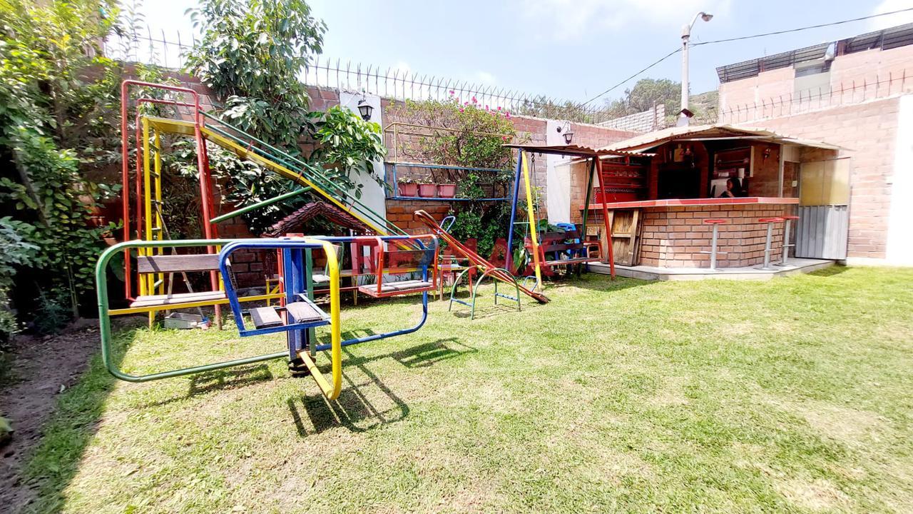Casa de 6 dormitorios ubicado en Paucarpata Casa de 6 dormitorios ubicado en Paucarpata