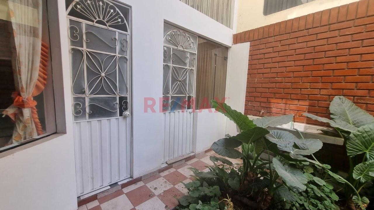 Departamento de 4 dormitorios ubicado en Cayma Departamento de 4 dormitorios ubicado en Cayma
