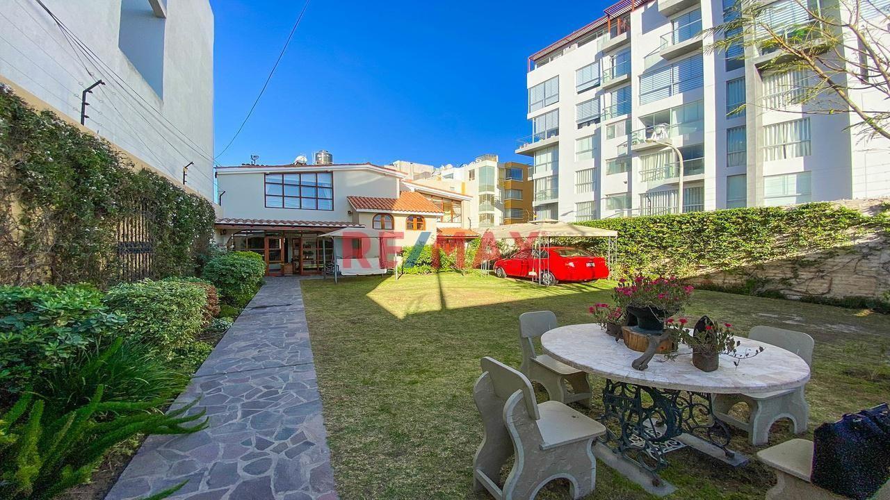 Casa en Venta ubicado en Cayma a $510,000