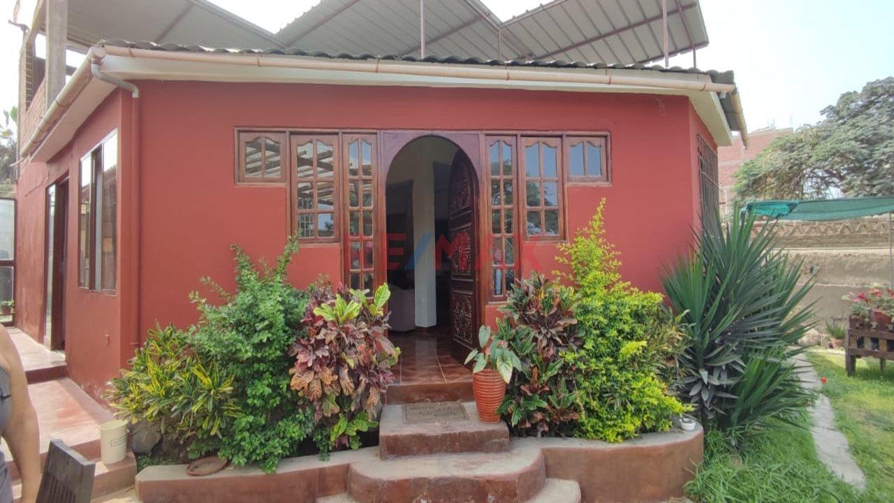 Casa en Venta ubicado en Av. Paul Poblet Casa en Venta ubicado en Av. Paul Poblet