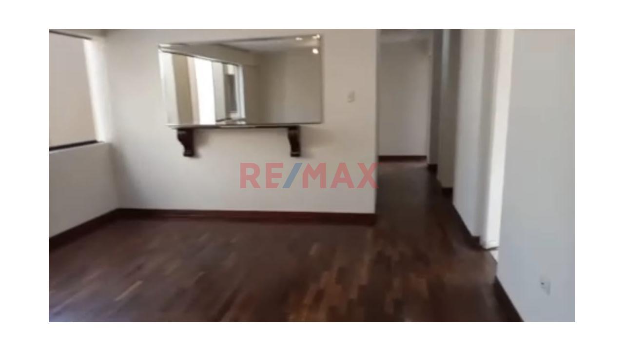 Departamento de 3 dormitorios ubicado en Santiago De Surco Departamento de 3 dormitorios ubicado en Santiago De Surco