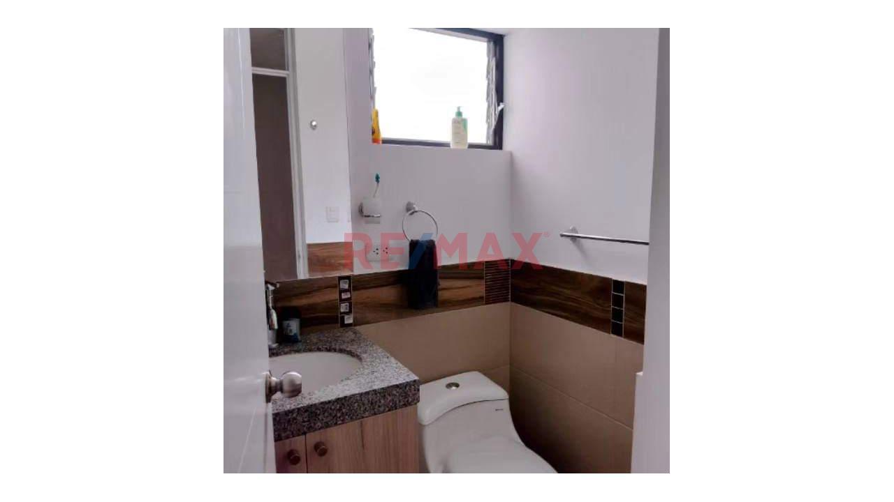 Departamento en Venta ubicado en Av. Oswaldo Baca Mendoza Departamento en Venta ubicado en Av. Oswaldo Baca Mendoza