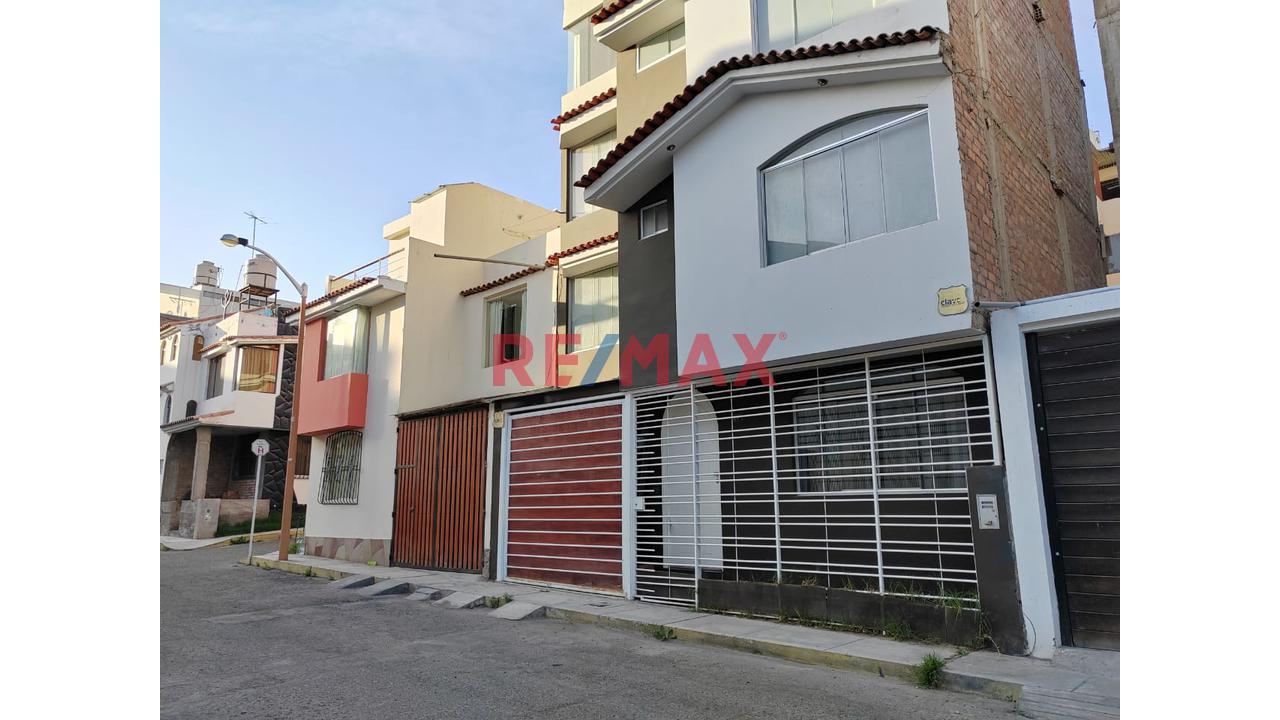 Casa en Venta ubicado en Cerro Colorado