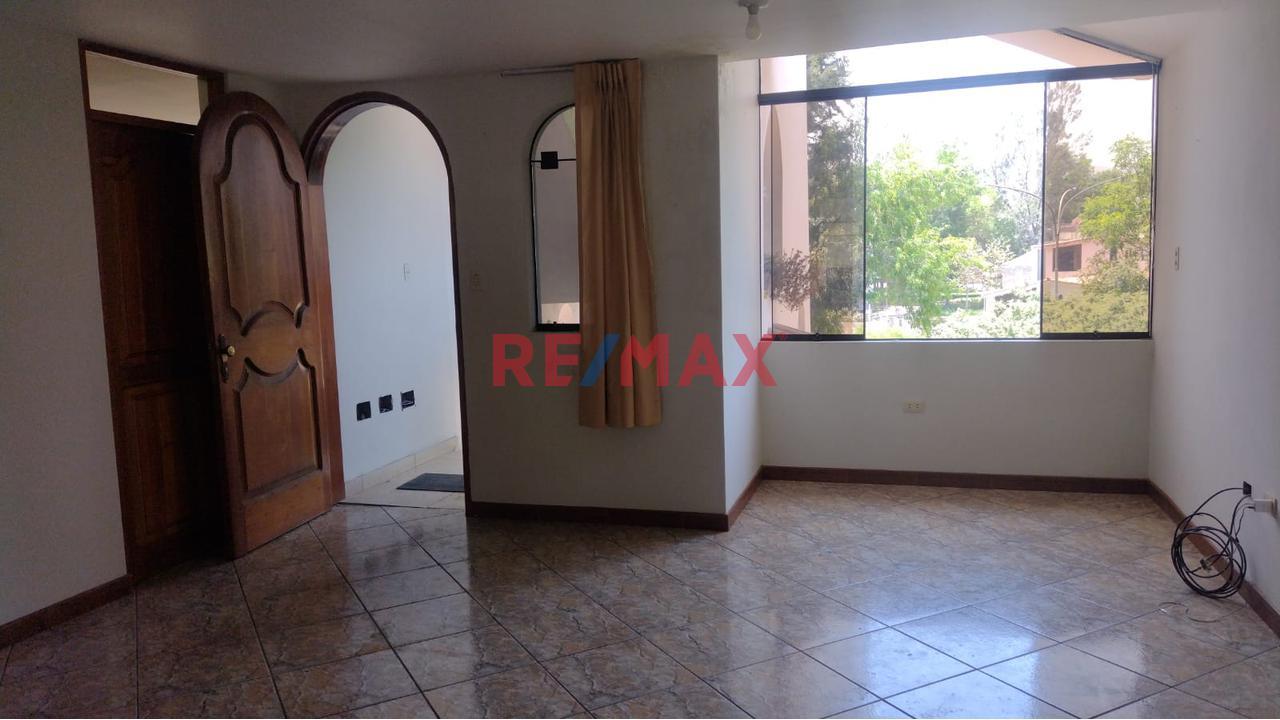 Departamento en Venta ubicado en Jose Luis Bustamante Y Rivero Departamento en Venta ubicado en Jose Luis Bustamante Y Rivero