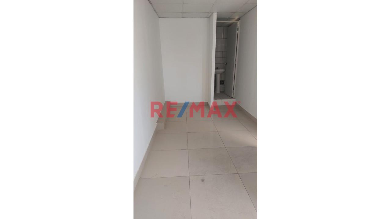 Local comercial en Venta ubicado en Av. Victor Andres Belaunde Local comercial en Venta ubicado en Av. Victor Andres Belaunde
