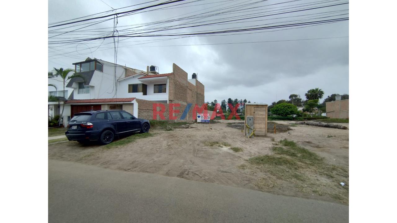 Terreno en Venta ubicado en Av. Alameda El Espinel Terreno en Venta ubicado en Av. Alameda El Espinel