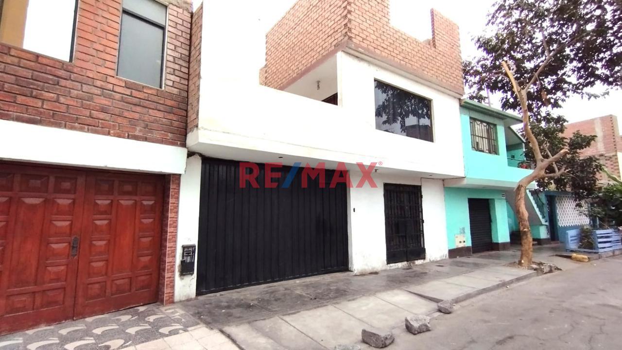 Casa en Venta ubicado en Los Olivos