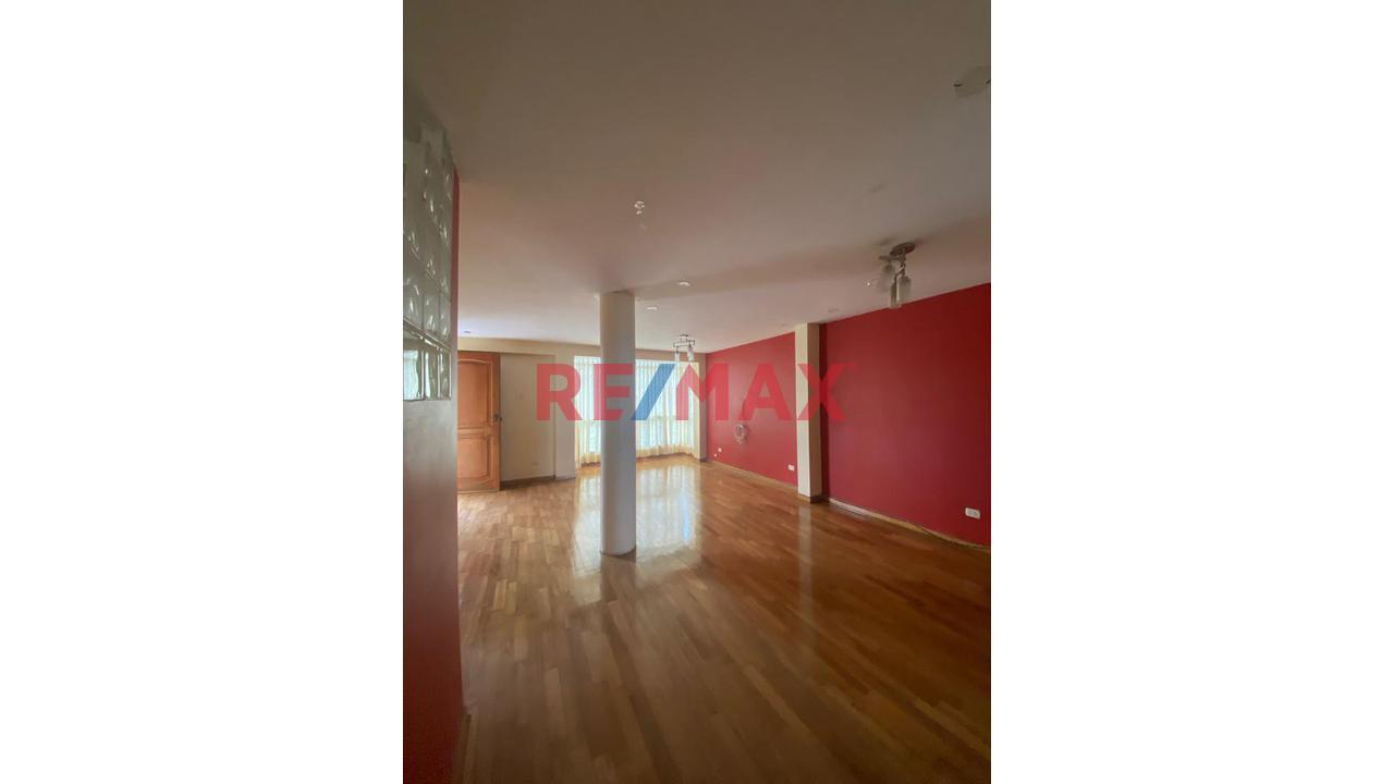 Departamento en Venta ubicado en Los Olivos