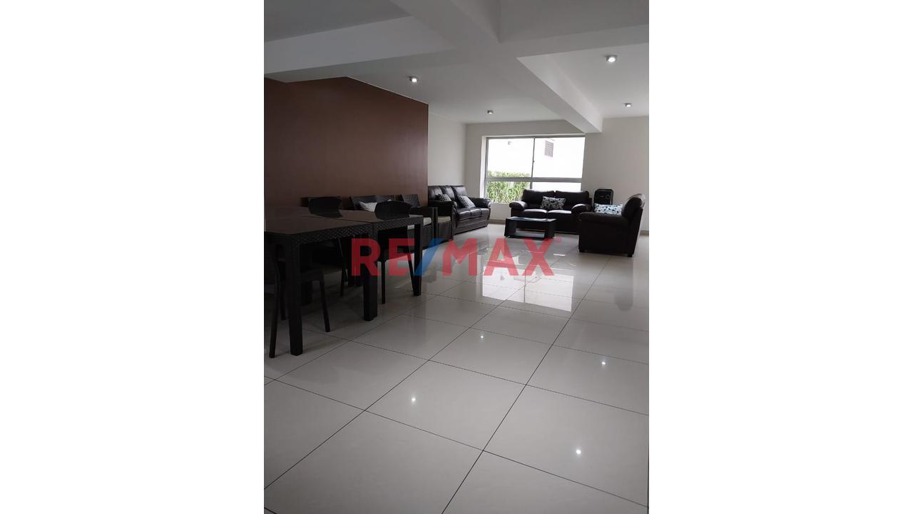 Departamento de 1 dormitorios ubicado en Miraflores Departamento de 1 dormitorios ubicado en Miraflores