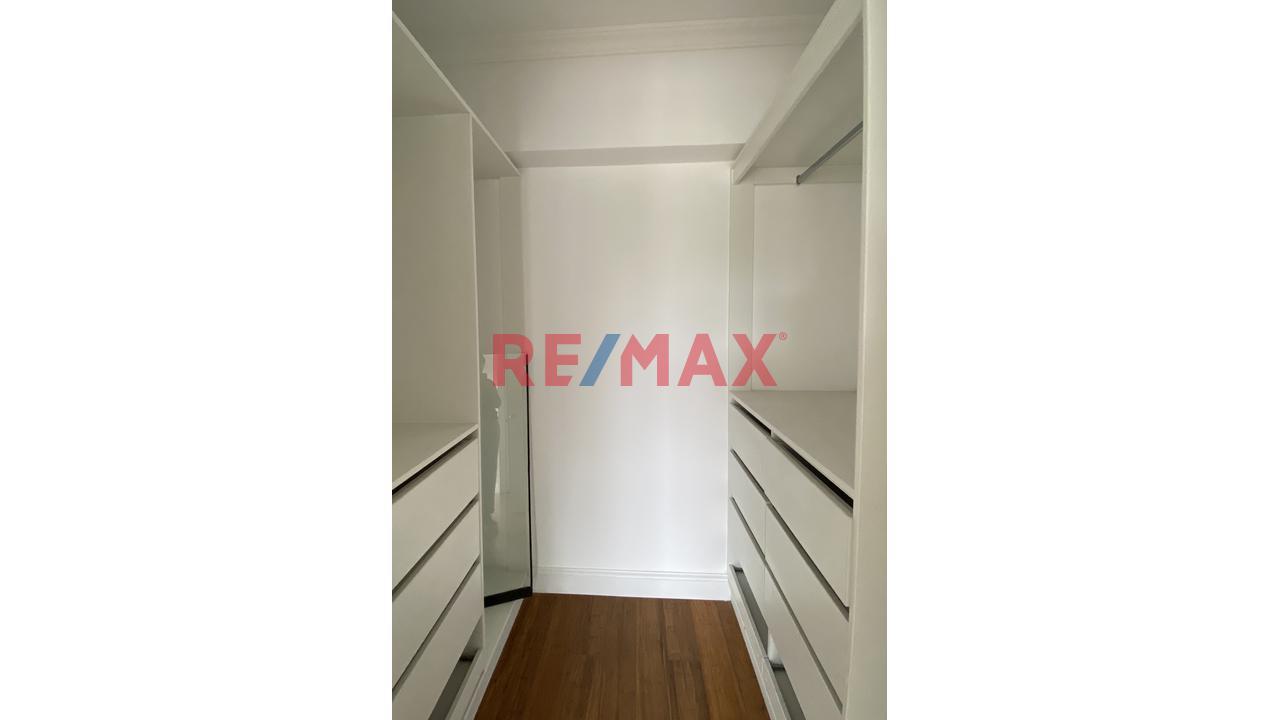 Departamento de 2 dormitorios y 2 baños ubicado en San Isidro Departamento de 2 dormitorios y 2 baños ubicado en San Isidro