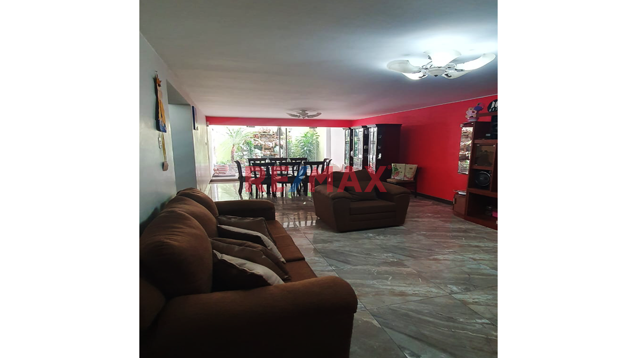 Departamento de 6 dormitorios ubicado en San Juan De Miraflores Departamento de 6 dormitorios ubicado en San Juan De Miraflores