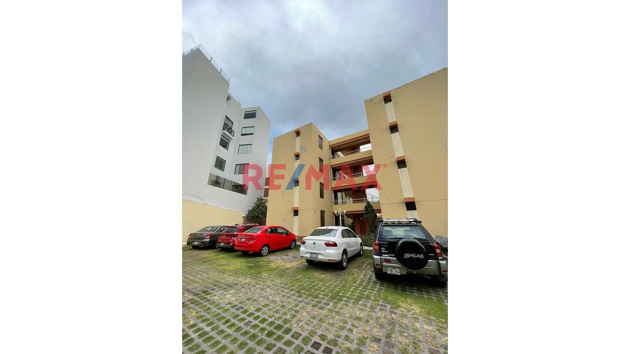 Departamento en Venta ubicado en Cayma a $108,000