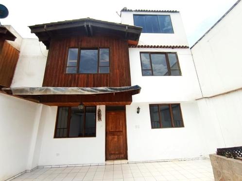 Casa en Venta de 4 dormitorios ubicado en Chaclacayo