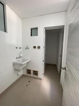 Departamento de 3 dormitorios y 3 baños ubicado en San Borja