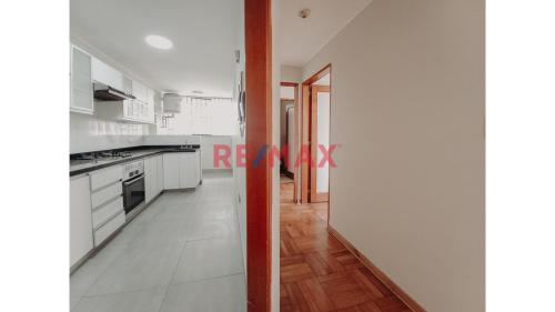 Departamento de 3 dormitorios y 2 baños ubicado en San Borja Departamento de 3 dormitorios y 2 baños ubicado en San Borja