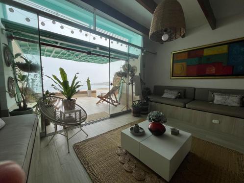 Casa de Playa de 3 dormitorios y 3 baños ubicado en Punta Hermosa