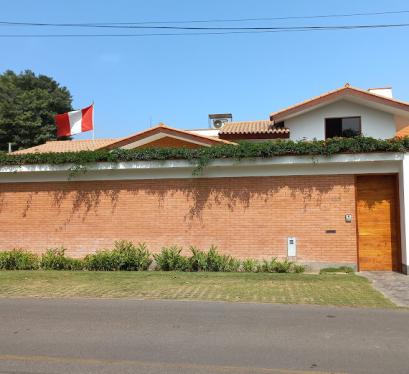Casa en Venta ubicado en La Molina a $1,825,000